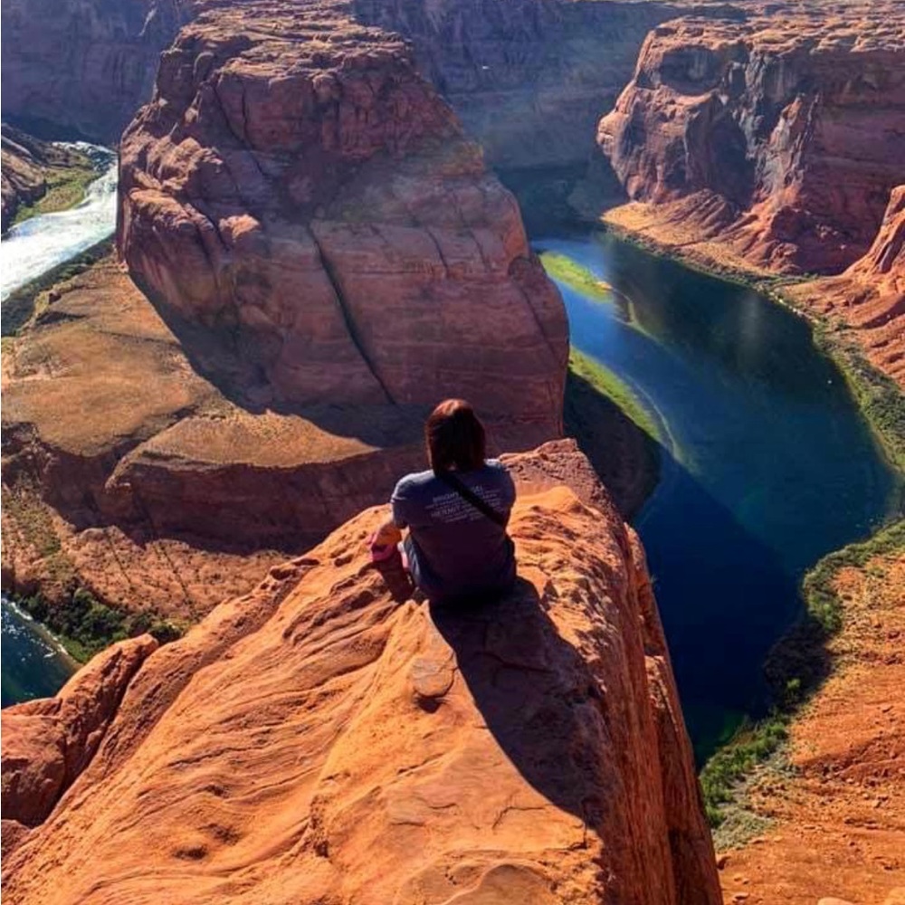 Meet your Posher, Melissa